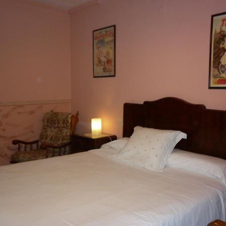 Hôtel Fonda Cerdanya à Puigcerdà Extérieur photo