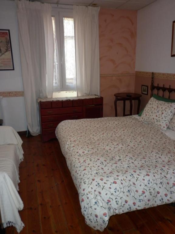 Hôtel Fonda Cerdanya à Puigcerdà Chambre photo